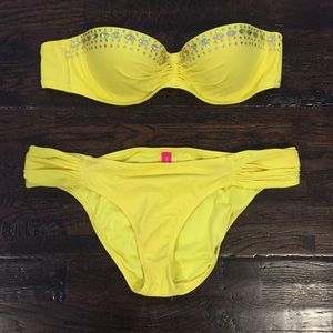 Victoria’s Secret Bikini